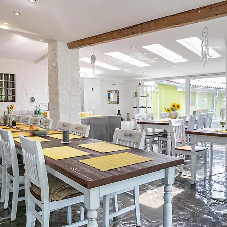Apartament Sacredgaia - Retreat & Holistic Center Kostabona